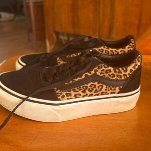 Vans kids Black and Tan Leopard Sneakers
